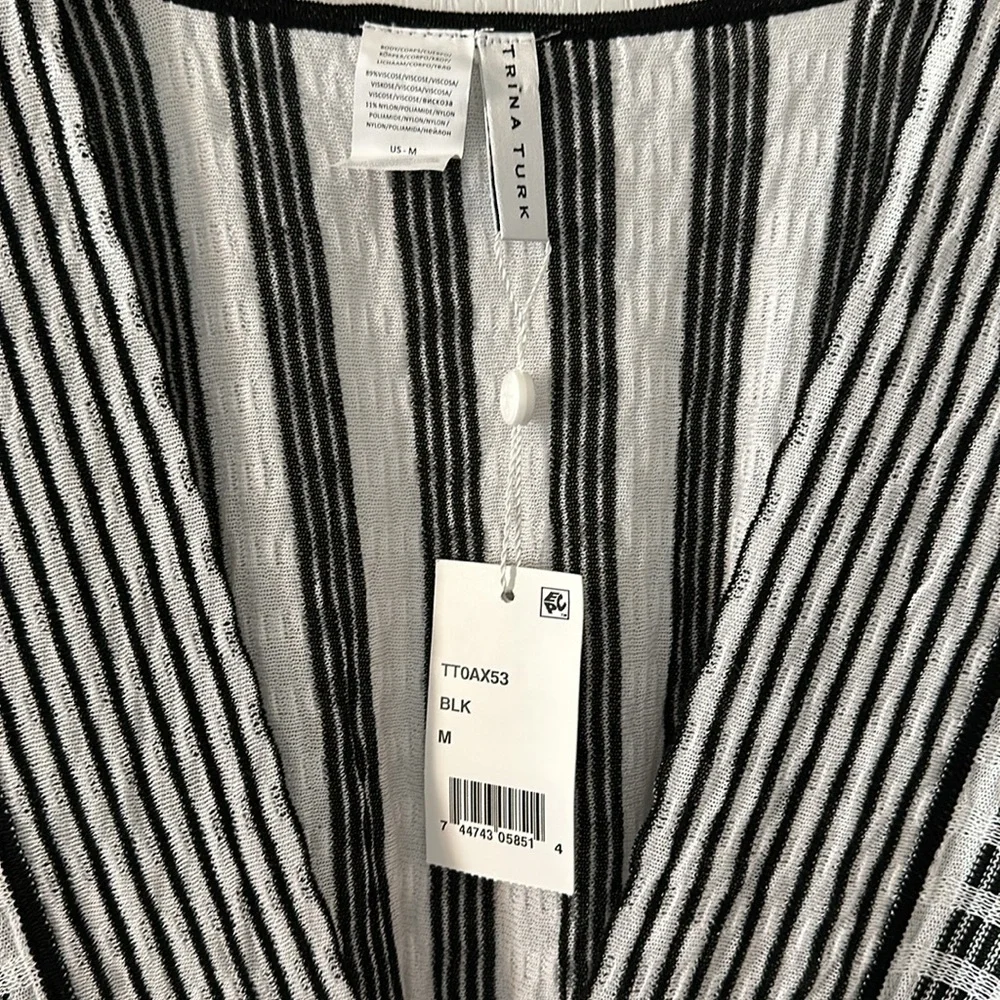 NWT Trina Turk Swim Suit Cover Up - Picture 3 of 6